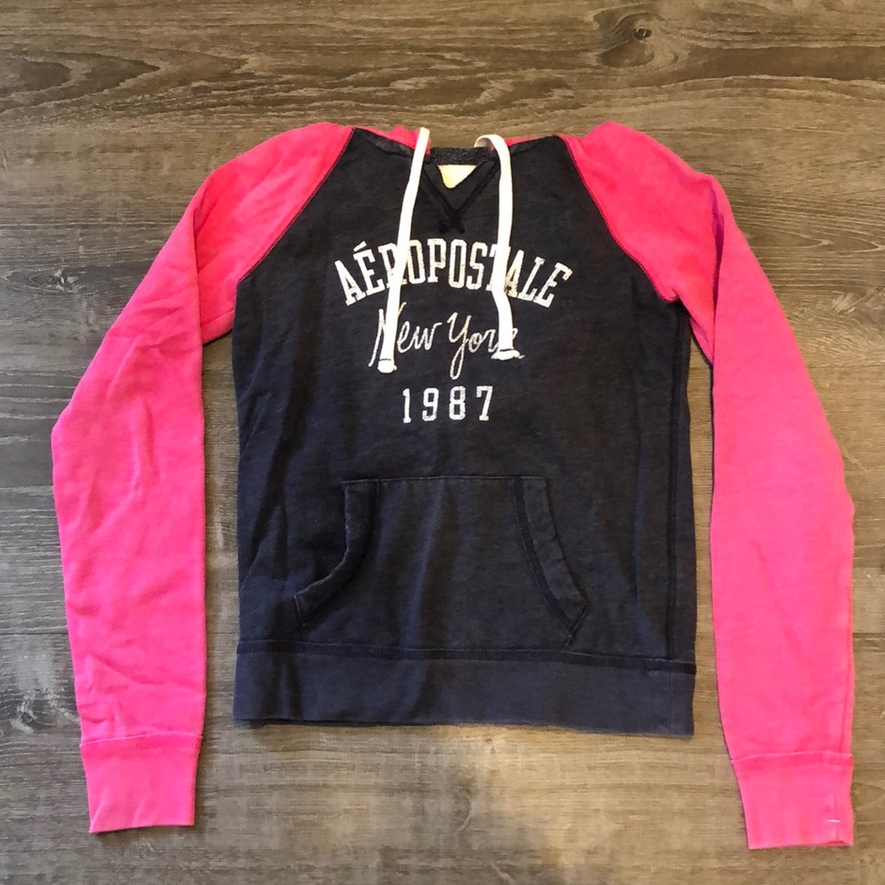 Aéropostale pink and black hoodie. Size XS